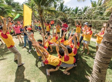 Team Building Hồ Chí Minh - Ga Nha Trang 3N2Đ
